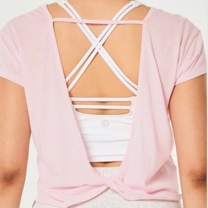 NEW GILLY HICKS OPEN-BACK T-SHIRT